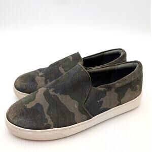 Blondo Gracie Waterproof Slip-On Sneaker Shoes Green/Camouflage Size US9M EU39.5